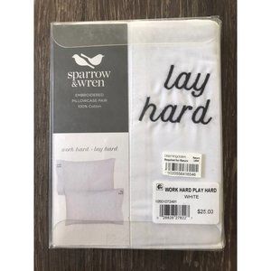 NWT Bloomingdale's Sparrow and Wren Pillowcases